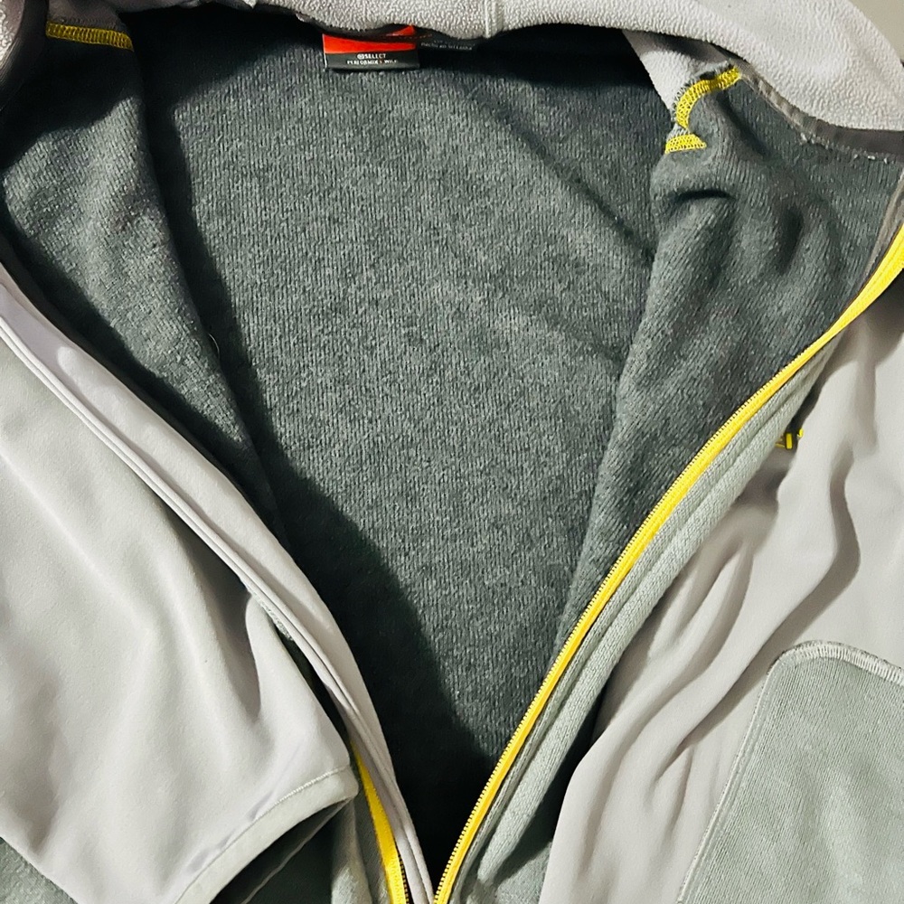 Merrell Hoodie - Picture 2 of 3
